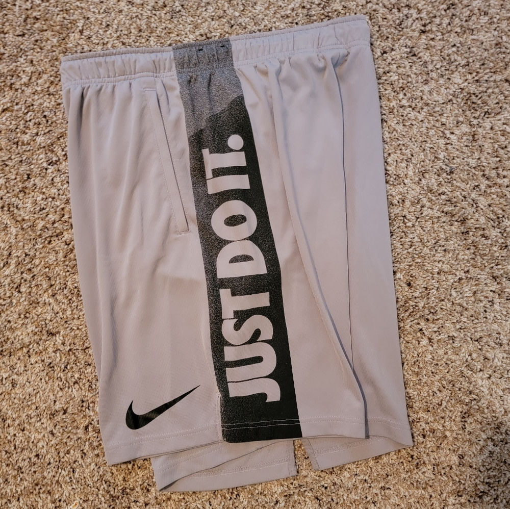 Nike Shorts Men's